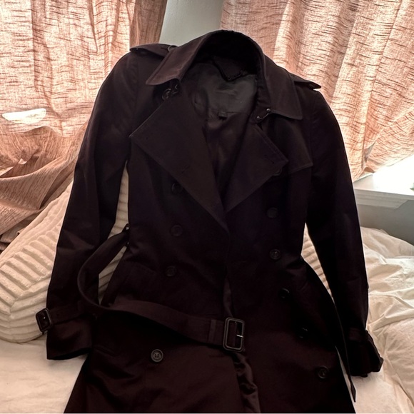 Black Burberry Trenchcoat - Picture 7 of 8